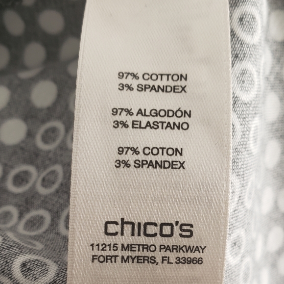 Chico's Circle Novelty Print Button Down Shirt, Chico's Size 0-US Size Small/4 - Picture 9 of 10